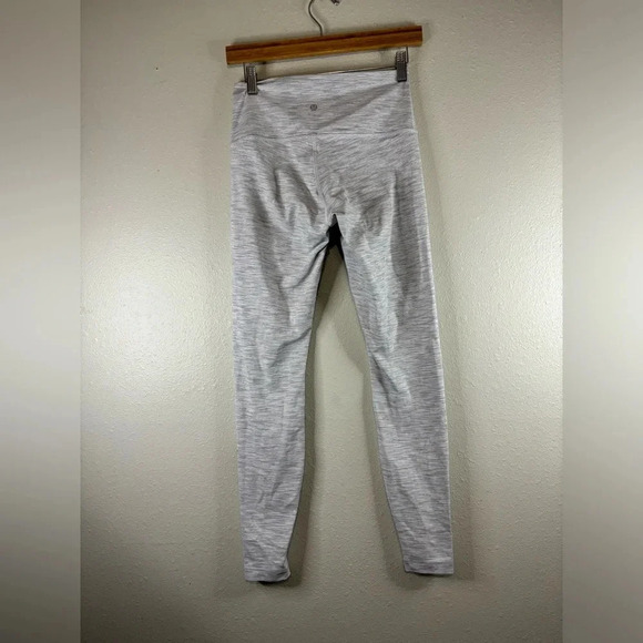 Lululemon x PELOTON Wunder Under High-Rise Tight 28” *Full-On Luxtreme* - Picture 6 of 7